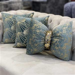 ست کوسن 3 عددی طرح قاصدک مخمل طلاکوب سبزآبی چرم طلایی