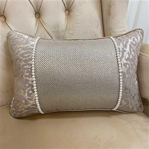 کوسن مستطیلی طرح ماریتا مخمل کد 74/23