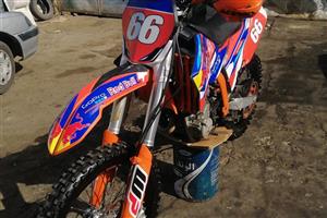 موتور کی تی ام EXC-250 2009