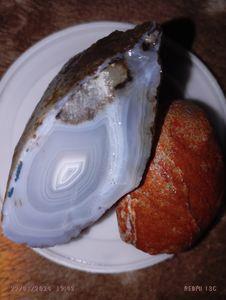 سنگ راف عقیق مدل ژئود کوارتز کد 111 بسته دو عددی