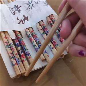 چاپستیک مدل گل بسته 2 عددی -