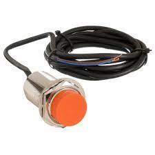 سنسور خازنی آتونیکس مدل CR30-15AC