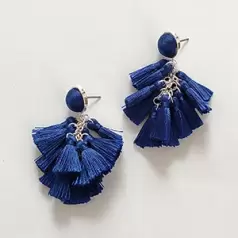 گوشواره زنانه ابریشمی مدل SE1020