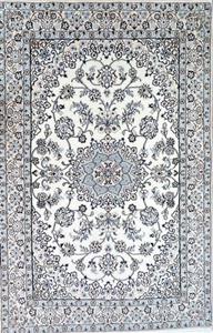 فرش دستبافت نایین إیران (٣مترب طرح ترنج)