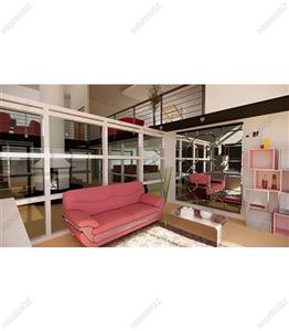 آینه دکوراتیو طرح رویال-نقره‌ای