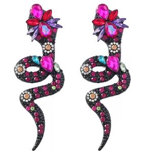 گوشواره میخی زنانه مدل مار کد go21