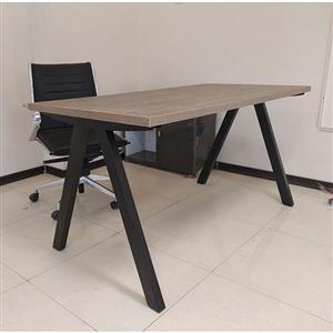 میز مدیریت ایرانو مدل D750