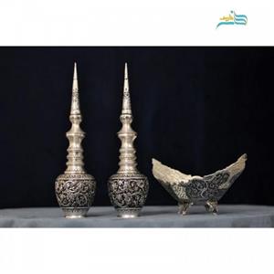 تنگ شاخدار و کشکول قایقی