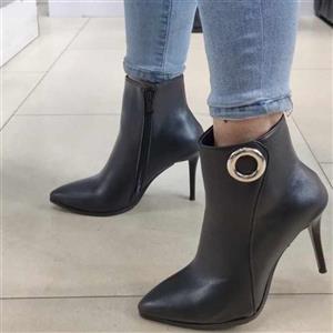 نیم بوت زنانه پاشنه میخی
