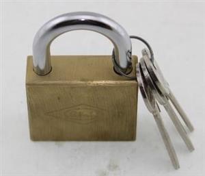 قفل آویز تخت 50 میلی متری گیرا کد 004