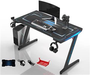 میز گیمینگ حرفه ای  Smilee RGB مدل Z Leg - ارسال ۷ الی ۱۰ روز کاری