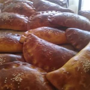 نان محلی و سنتی خلخال 1ونیم‌کیلویی .مغزدار شیرین. خوش طعم. مخصوص صبحانه