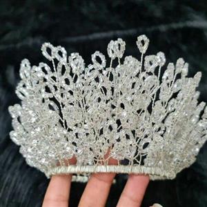 تاج عروس منجقی