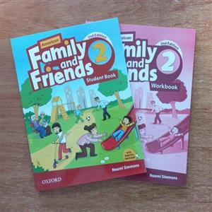 کتاب زبان فمیلی اند فرندز  American Family and Friends 2 سایز وزیری به همراه کتاب کار