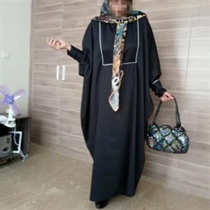 مانتوعبایی الیزه مشکی با مغزی نقره ای دارای بند تنظیم و زیپ مخفی ارسال از کلبه دیبا مناسب پیاده روی 