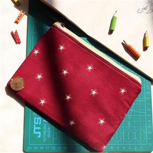 جامدادی تخت پارچه ای مهبن مدل ستاره دار زرشکی- 3 لایه آستر و نمد - سایز 20 در 14
