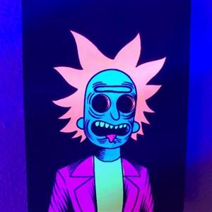تابلو بلک لایت با طرح ریکی مورتی سایز 15 در 20 سانتی متر Blacklight