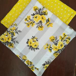 یک جفت دستگیره مربعی