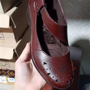 کفش زنانه اداری رسمی مجلسی چرم طبیعی گواشیر مدل خورشیدی