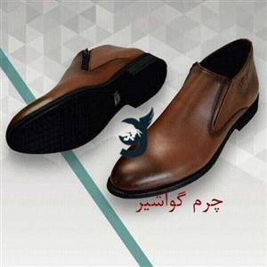 بوت چرم مردانه نیم بوت چرم مردانه تمام چرم طبیعی گاوی گواشیر اداری رسمی مجلسی روزمره  هنری