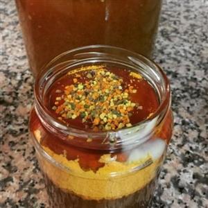 عسل آویشن وگرده گل