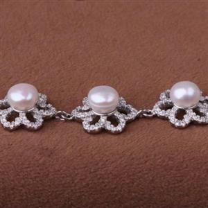 دستبند نقره زنانه دارای 5 عدد مروارید اصل ( دستبند مروارید زنانه ) 