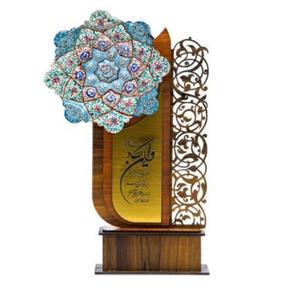تندیس ان یکاد میناکاری شده 