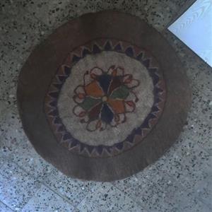 نمد فرش گرد با کیفیت حداقل 120 در 120