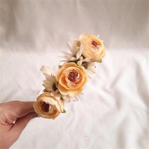 تاج گل مدل نسترن لیمویی