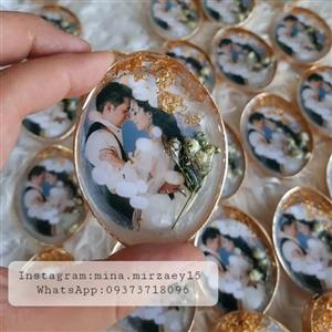 گیفت عروسی با عکس شخصی عروس و داماد (مناسب عقد عروسی نامزدی ) این قیمت برای 10 عدد گیفت میباشد .
