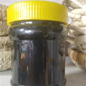شیره خرما یکی از انواع شیره هاست که طبیعی برگرفته از خرماست .