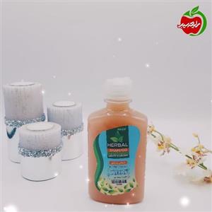 شامپو چند گیاه طبیعی