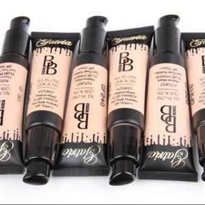 کرم پودر BB گاتریا\ngatria BB cream\n\nویژگی های محصول :\n\n- دارای 6 شماره رنگ بندی عالی\n- پوشش و کاور بسیار عالی\n