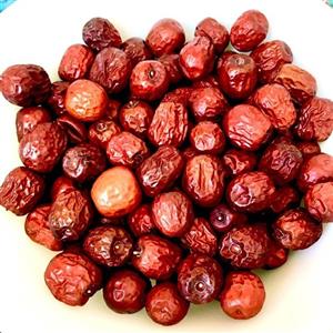 عناب مخصوص دم نوش: 500 گرم، خشک، شیرین، بسته بندی شده