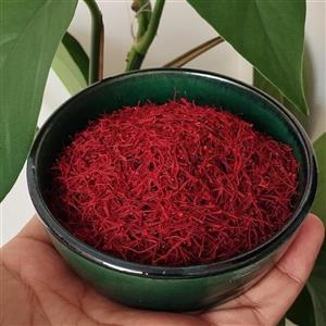 زعفران مرغوب قائنات: 2 گرم، دارای ضمانت کیفیت،  به صورت کلی و جزئی توسط کشاورز