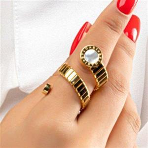 انگشتر اصل بولگاری طلایی  و نقره ای  مدل فنری بابرند حک شده روی کالاو رنگ ثابت
