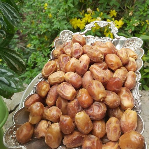 خرما زاهدی فله