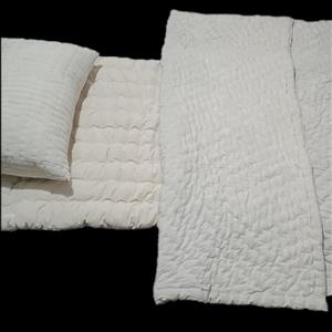 لحاف و تشک جهاز یا مهمان یا مسافر شامل تشک، لحاف و بالشت 