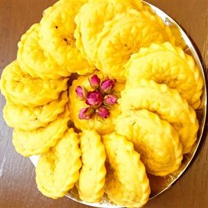 کلمپه کرمانی گردویی خانگی نیم کیلویی (یک هدیه خوب برای مامانایی که بیماری قند دارن و نمیتونن شیرینی بخورند)