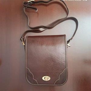 کیف دوشی چرمی اسپرت / تمام چرم طبیعی گاوی درجه یک