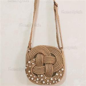 کیف کنفی مربع قطر 20 سانتیمتر با بند تنظیم شونده و تزئین مروارید