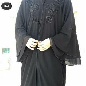 مانتو عبای اماراتی جنس ندا و رویی حریر کریستال دوزی کار دست و وارداتی مستقیم از دبی