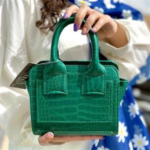 کیف دوشی زنانه سبز