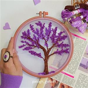 تابلو گلدوزی درخت بنفش