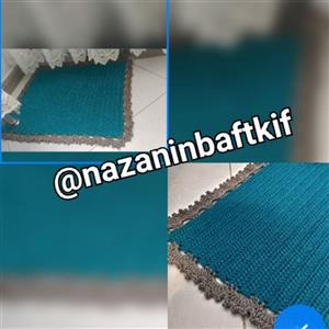 پادری، فرشینه از جنس مکرومه