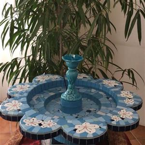 آبنمای کاشی