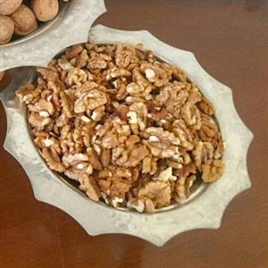 مغز گردوی سفید یک کیلوگرمی محصول طالقان درجه یک مخصوص صبحانه