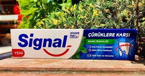 خمیر دندان سیگنال