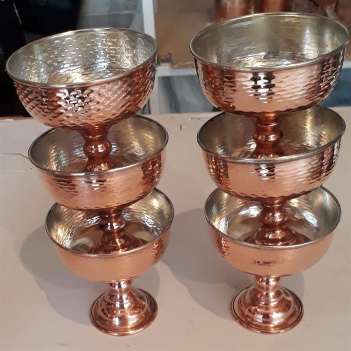 بستنی خوری