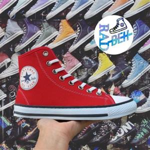 کفش آلستار قرمز  از سایز 37 تا 40 موجوده دوردوخت زیبا وباکیفیت